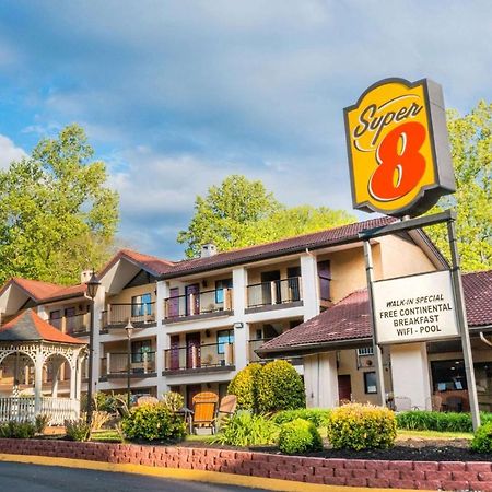 Super 8 By Wyndham Downtown Gatlinburg At Convention Center Hotel Buitenkant foto